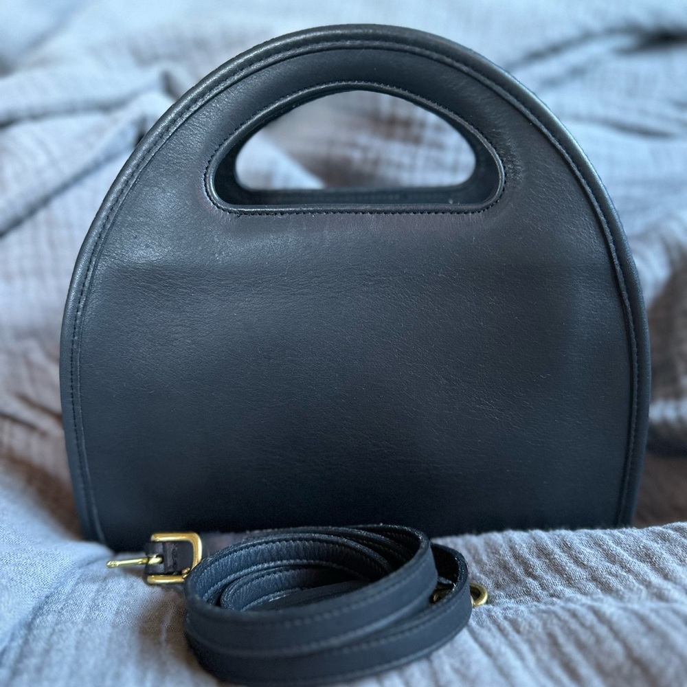 Vintage coach carousel navy blue